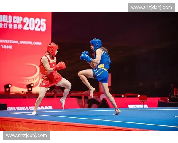 散打世界杯:全球顶级武术赛事的激烈对决与精彩瞬间解析 散打世界杯:全球顶级武术赛事的激烈对决与精彩瞬间解析